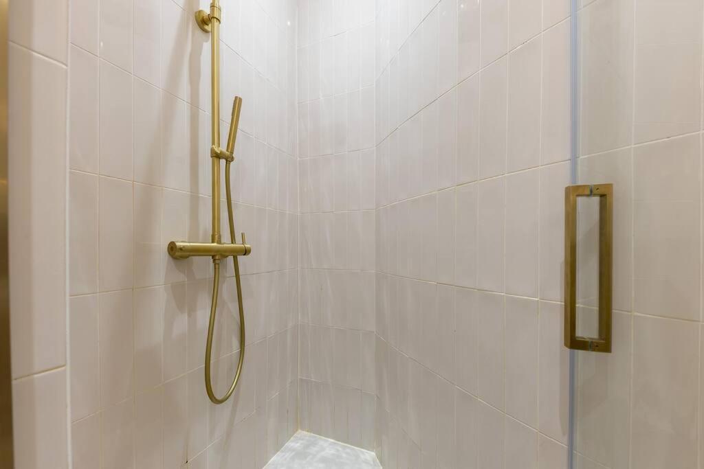 Elegant 4-Star Stay In Central Paris - Suite Apart エクステリア 写真