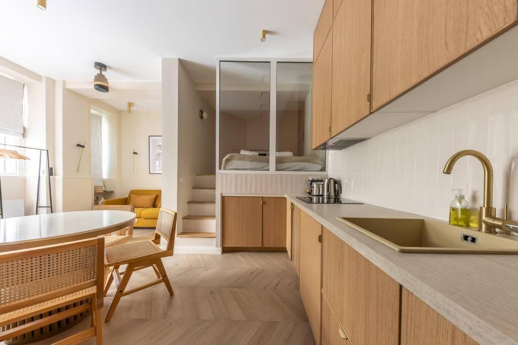 Elegant 4-Star Stay In Central Paris - Suite Apart エクステリア 写真