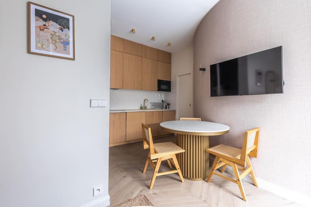 Elegant 4-Star Stay In Central Paris - Suite Apart エクステリア 写真